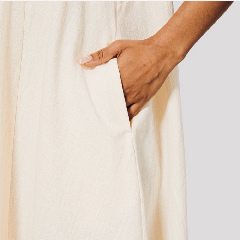 🎉Host Pick🎉HALARA Cream Sleeveless Dress - Picture 8 of 10